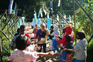 BIB: 3120
                            <button type="button" onclick="openModal(19075625)" class="btn btn-primary btn-sm float-right btn-popup" data-toggle="modal" data-target=".modal-high-quality">
                        <i class="fas fa-shopping-cart"></i> Add to Cart
                    </button>
                                            <button type="button" onclick="isThisMe(19075625, true)" class="btn btn-success btn-sm float-right btn-popup btn-isme hidden" data-toggle="tooltip" data-placement="bottom" title="นี่คือรูปของคุณใช่ไหม คลิกที่นี่เพื่อเอาเข้าอัลบั้ม">
                        <i class="fas fa-plus"></i> Add to album
                    </button>
                    <button type="button" onclick="isThisMe(19075625, false)" class="btn btn-warning btn-sm float-right btn-popup btn-isnotme hidden">
                        <i class="fas fa-ban"></i> Remove from album
                    </button>